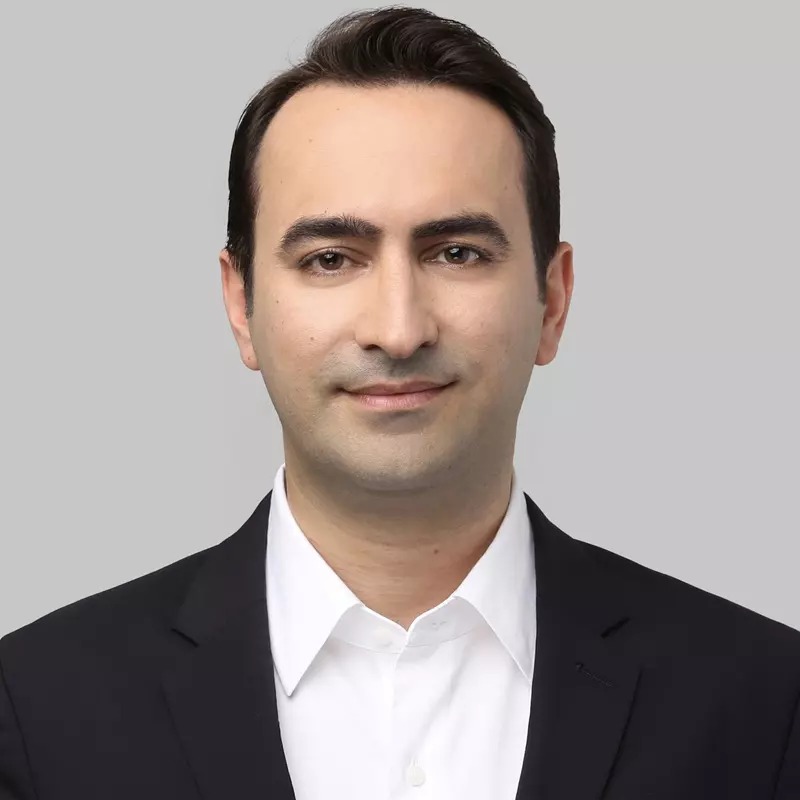 Portrait von Steuerberater Firat Erol