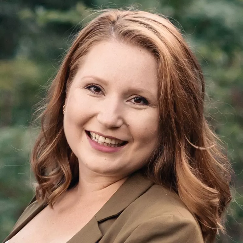 Portrait von Steuerberaterin Kristina Pell