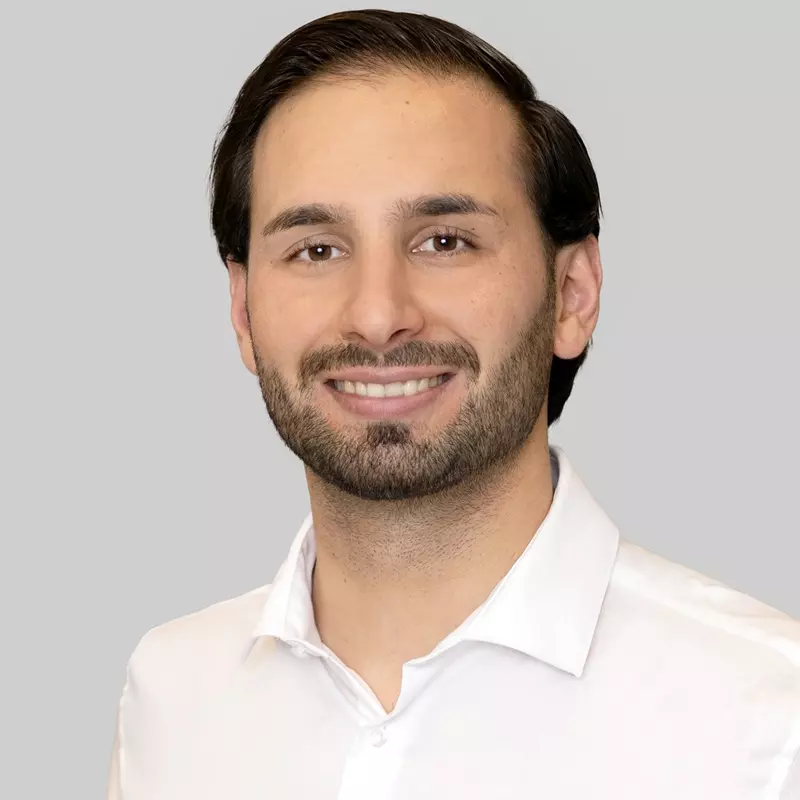 Portrait von Steuerberater Mehmet Ünal